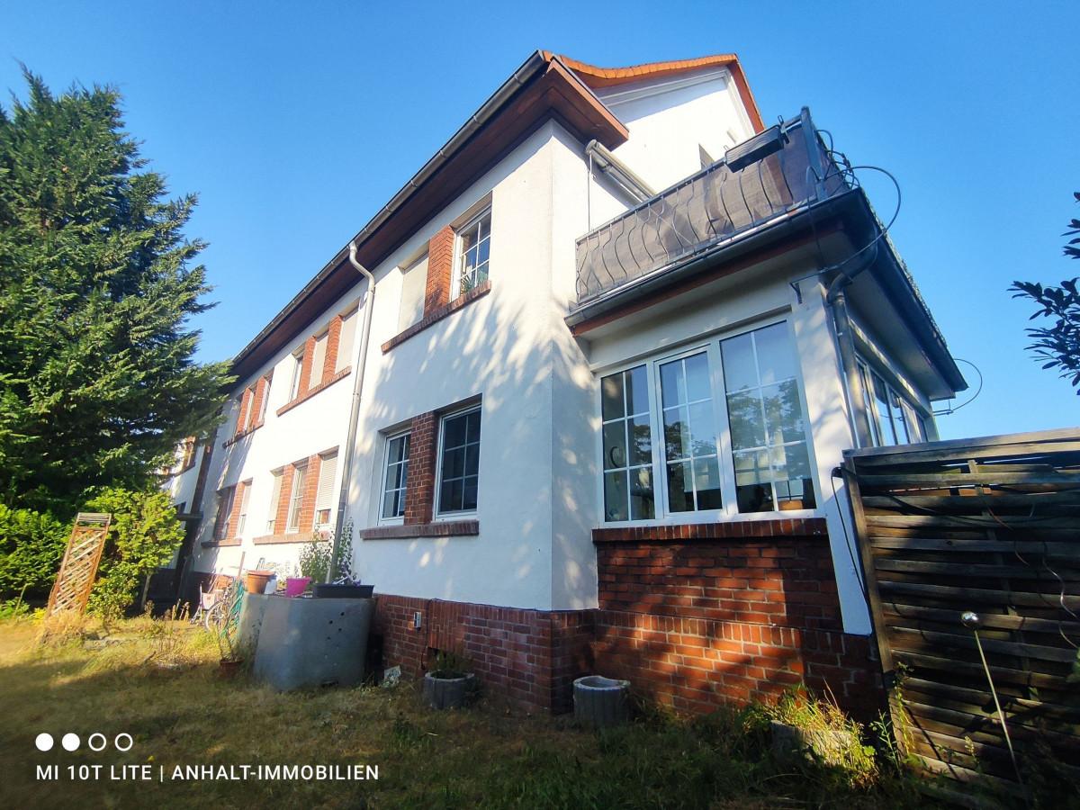 3 bedrooms Apartment in Anhalt-Bitterfeld, Germany No. 133330