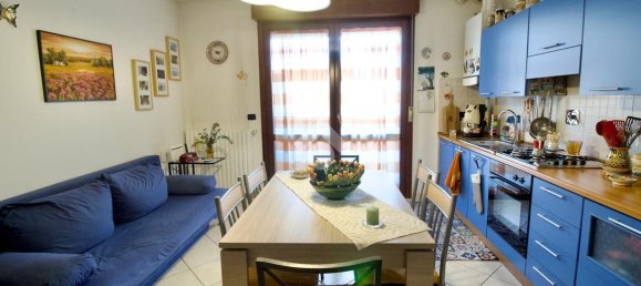 2 rooms Apartment in Reggio Emilia, Italy No. 15312 24