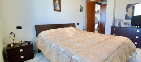 2 rooms Apartment in Reggio Emilia, Italy No. 15312 55