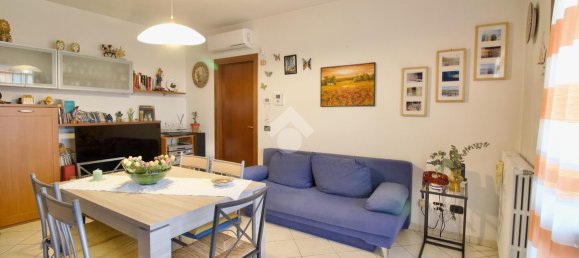 2 rooms Apartment in Reggio Emilia, Italy No. 15312 20