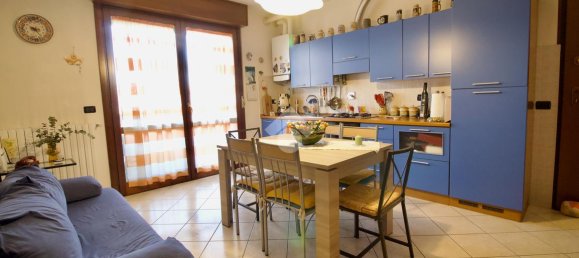2 rooms Apartment in Reggio Emilia, Italy No. 15312 22