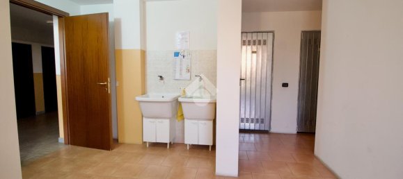 2 rooms Apartment in Reggio Emilia, Italy No. 15312 54