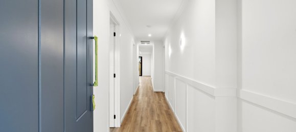 4 bedrooms House in Werribee, Australia No. 692 6