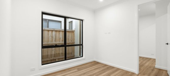 4 bedrooms House in Werribee, Australia No. 692 17