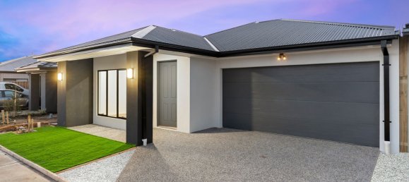 4 bedrooms House in Werribee, Australia No. 692 5