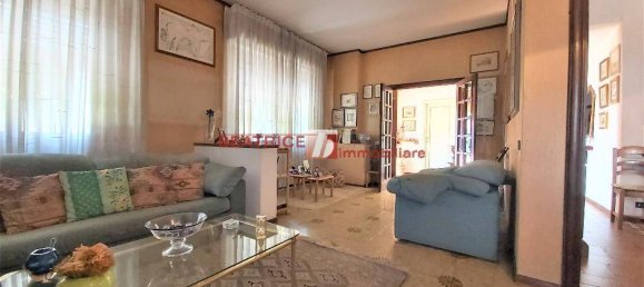 Villa T4 em Lucca, Italy N.º 11676 22