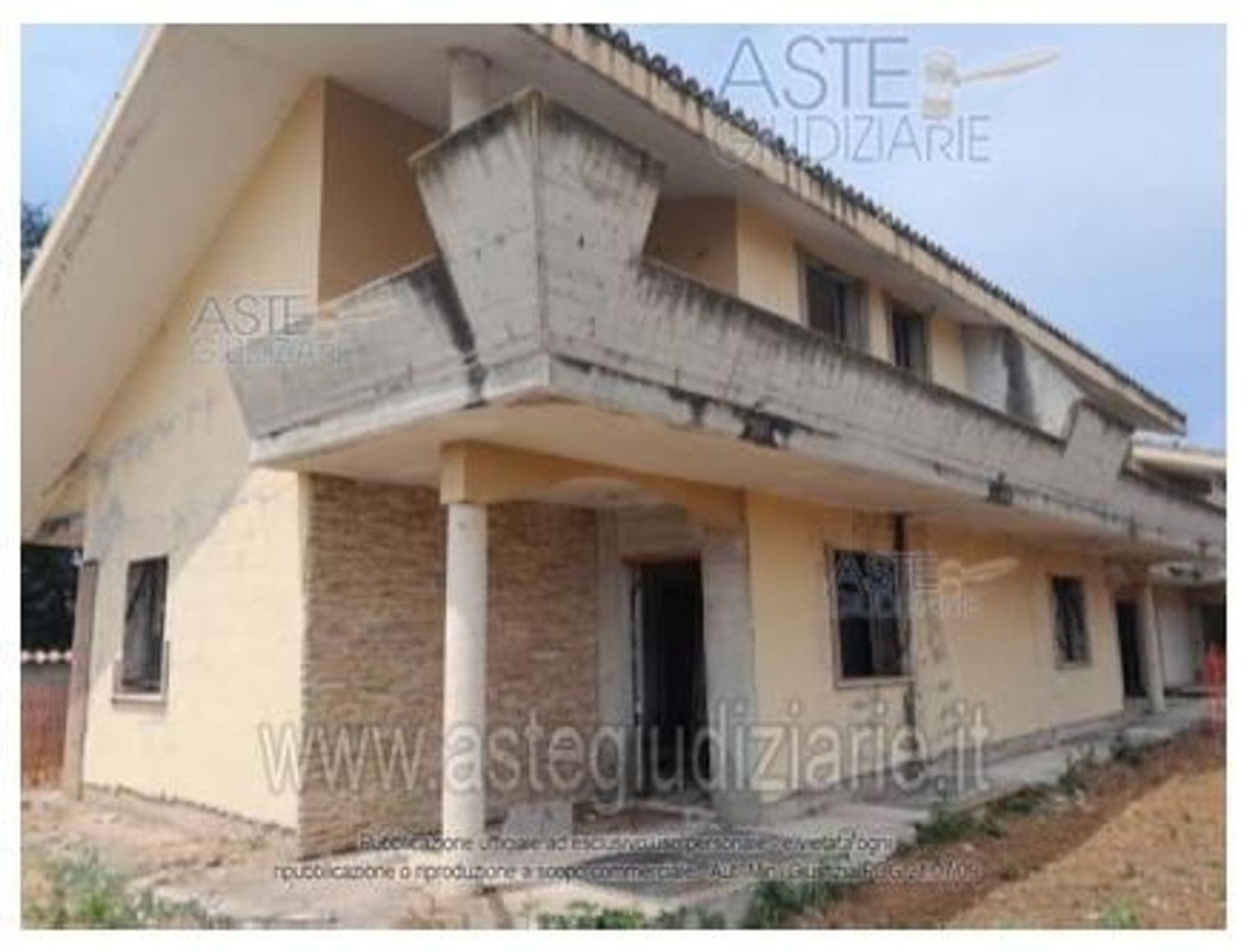 14 bedrooms House in Pomezia, Italy No. 342645