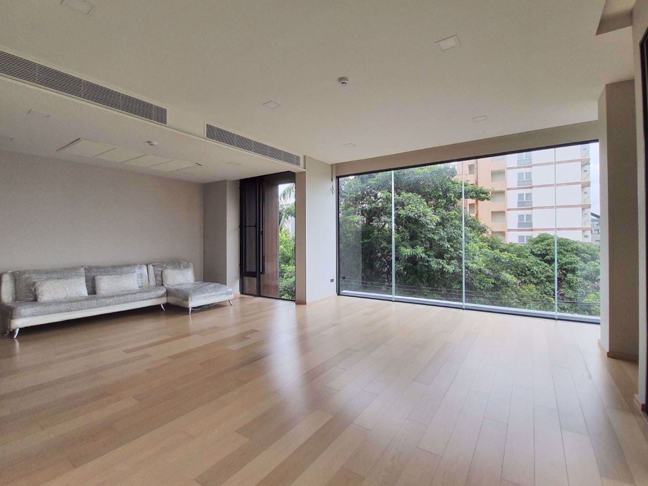 2 Schlafzimmer Penthouse in Huai Khwang, Thailand, Nr. 5102