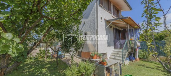 4 rooms Villa in Noviglio, Italy No. 139497 14