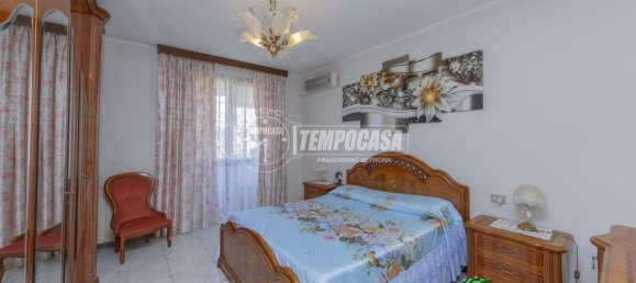 4 rooms Villa in Noviglio, Italy No. 139497 16
