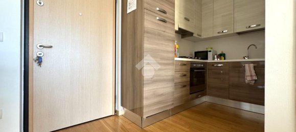 Квартира с 2 комнатами в Рескальдина, Италия № 4672 14