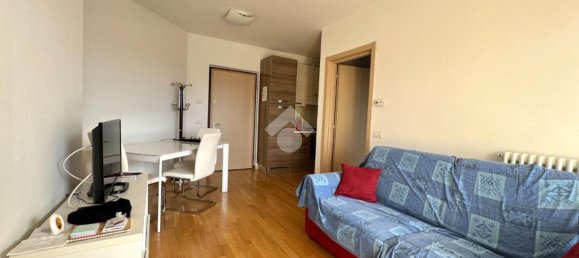 Квартира с 2 комнатами в Рескальдина, Италия № 4672 12