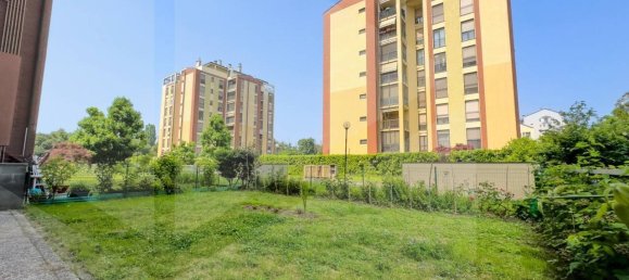 3 bedrooms Apartment in San Donato Milanese, Italy No. 337822 21