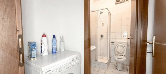 3 bedrooms Apartment in San Donato Milanese, Italy No. 337822 9