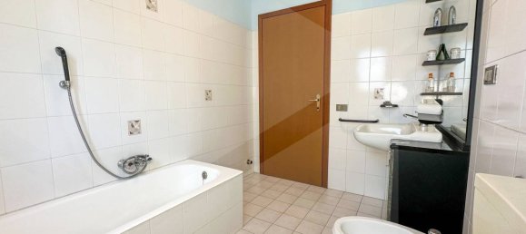 3 bedrooms Apartment in San Donato Milanese, Italy No. 337822 19