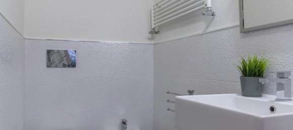Apartamento de 2 divisões em Prato, Italy N.º 37623 19