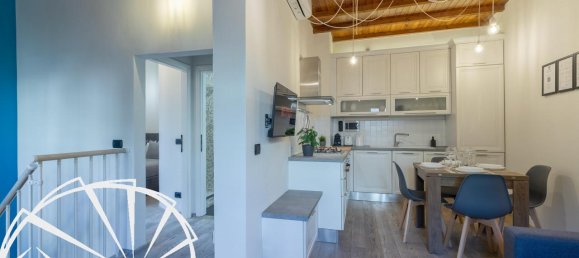 Apartamento de 2 divisões em Prato, Italy N.º 37623 2