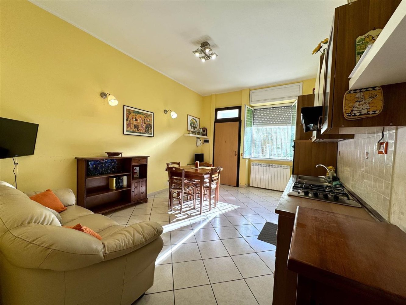 3 rooms Apartment in Follonica, Italy No. 216060