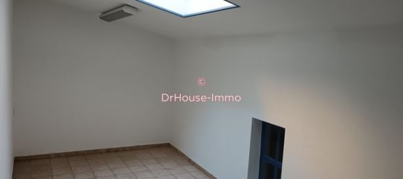 Коммерческая недвижимость 78м² в Вильнёв-сюр-Ло, Франция № 312862 7