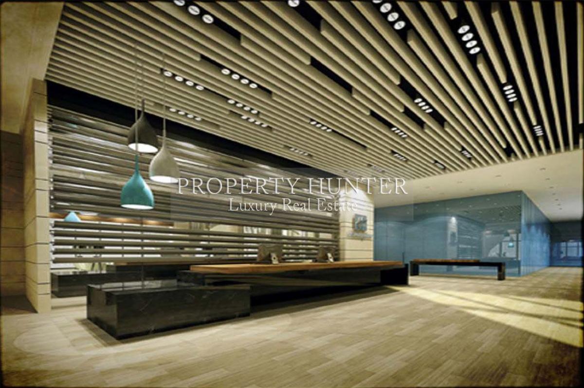 Studio in The Pearl, Qatar No. 98