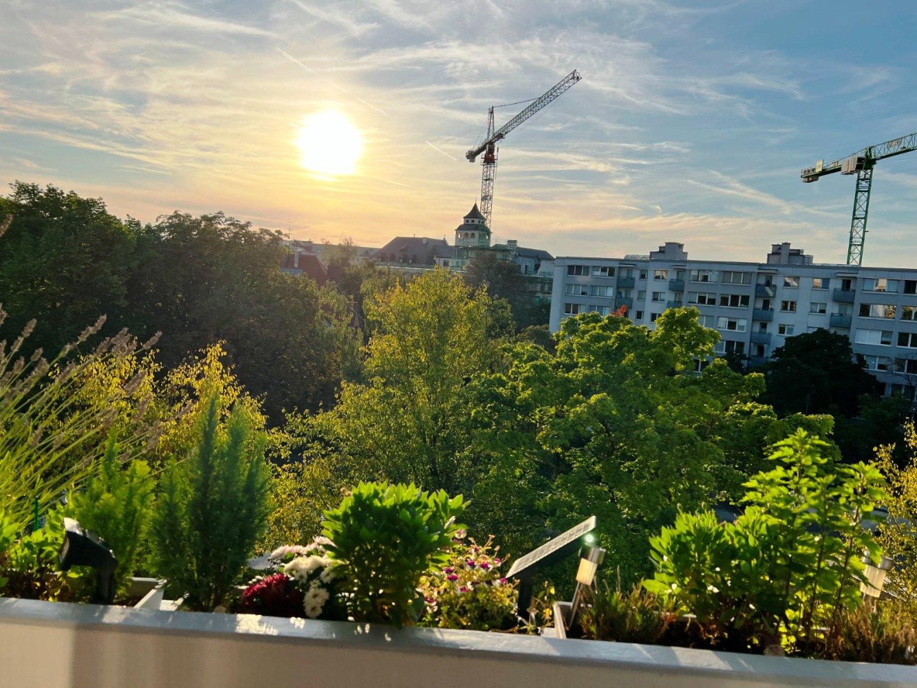 Квартира с 3 спальнями в Мюнхен, Германия № 266811