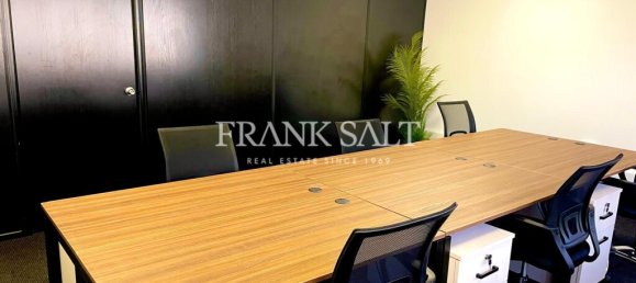 Bureau à Birkirkara, Malta No. 13197 2