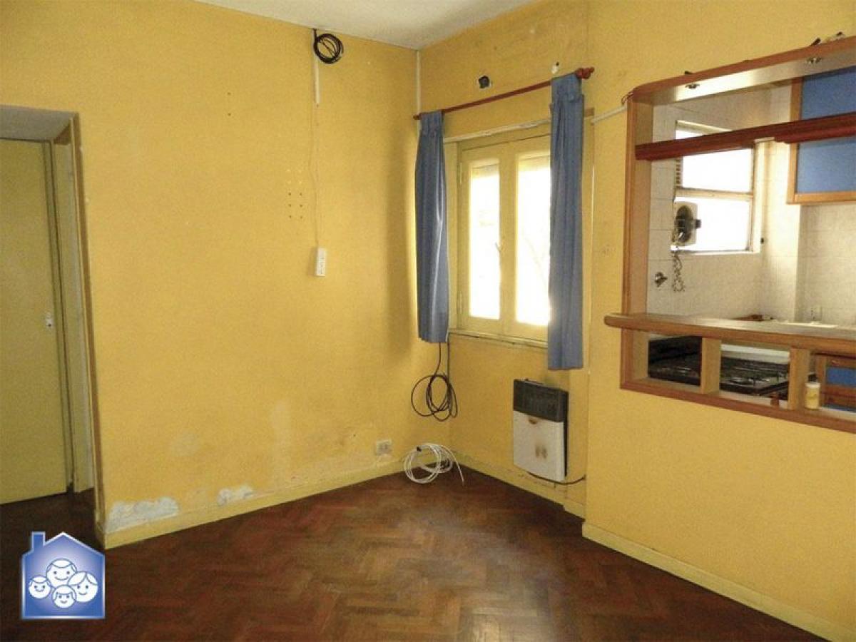 Studio in Buenos Aires, Argentina No. 100730