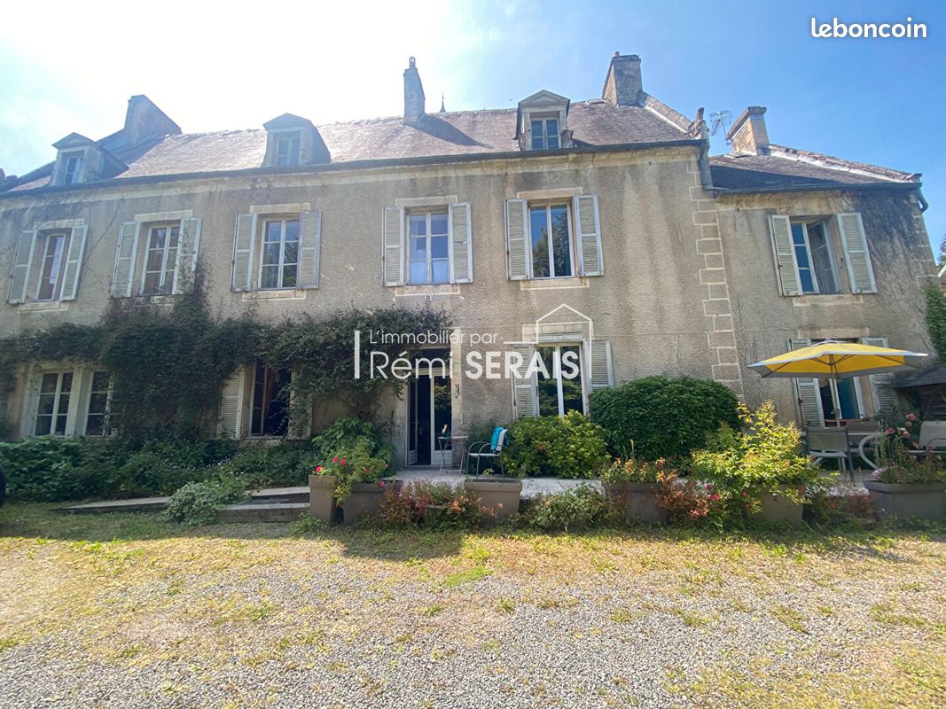 7 bedrooms Castles in Calvados, France No. 357306