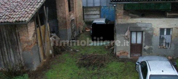 6 bedrooms Villa in Cornale e Bastida, Italy No. 314131 3