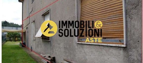 3 rooms Apartment in Cavaria con Premezzo, Italy No. 183421 3