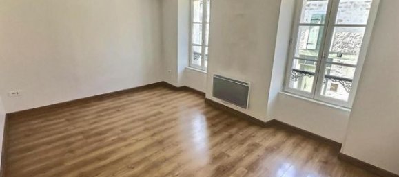 3 bedrooms Duplex in Neuville-sur-Oise, France No. 301730 2