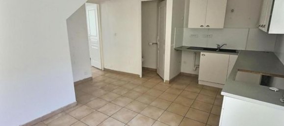 3 bedrooms Duplex in Neuville-sur-Oise, France No. 301730 5