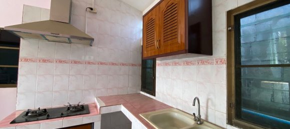 4 bedrooms House in Chiang Mai, Thailand No. 26937 13