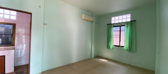 4 bedrooms House in Chiang Mai, Thailand No. 26937 11