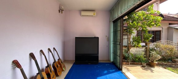 4 bedrooms House in Chiang Mai, Thailand No. 26937 10