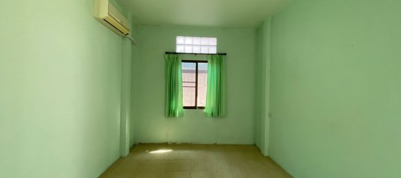 4 bedrooms House in Chiang Mai, Thailand No. 26937 12