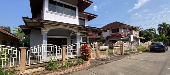 4 bedrooms House in Chiang Mai, Thailand No. 26937 5