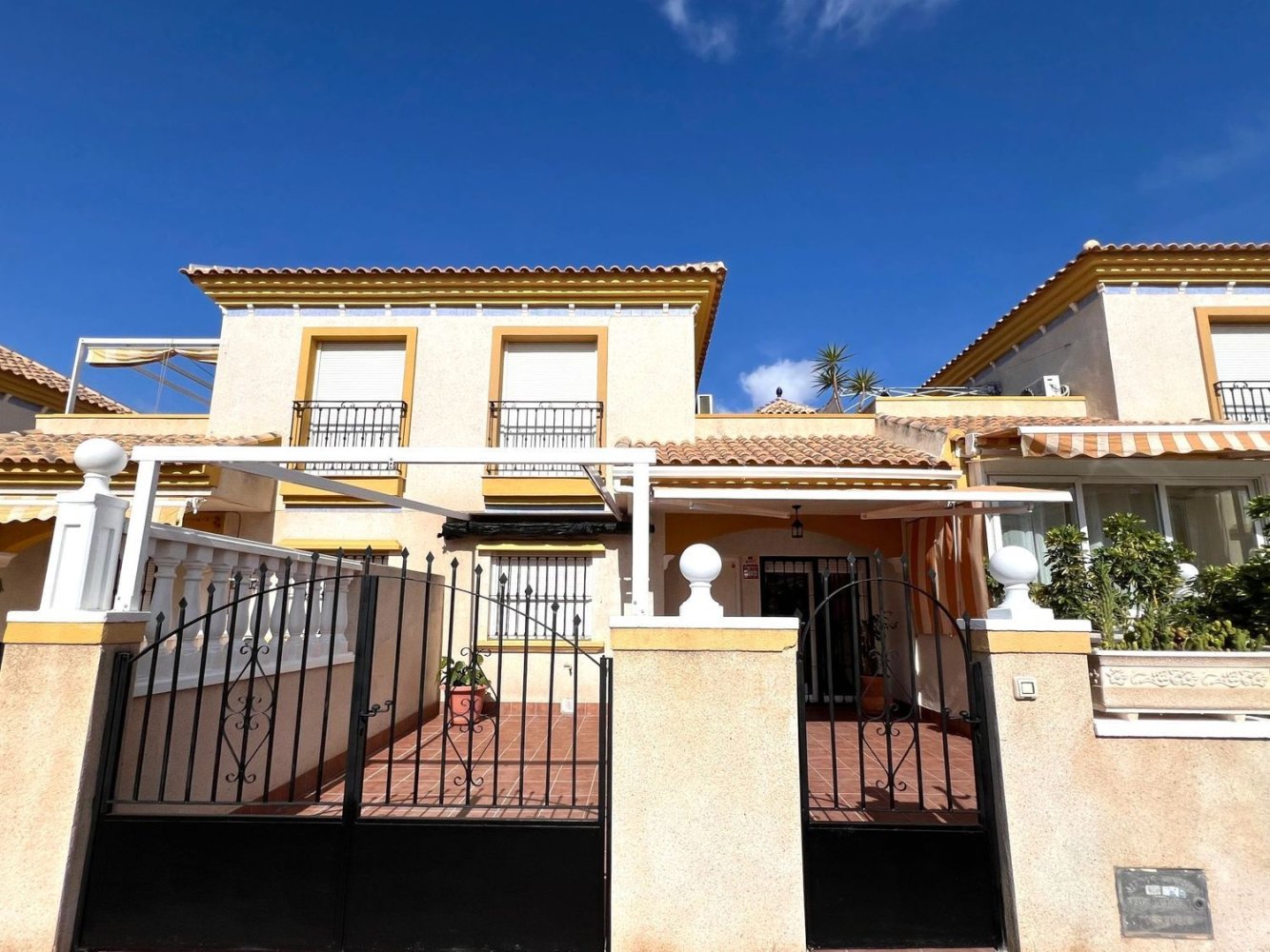 3 bedrooms House in Torrevieja, Spain No. 281354