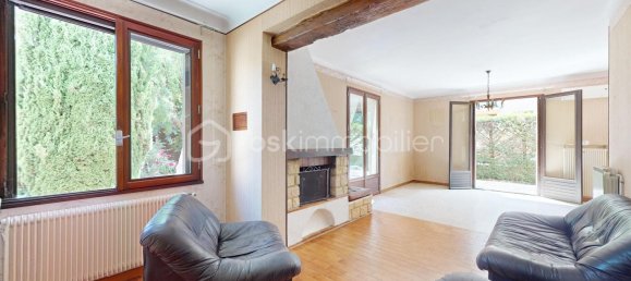 3 bedrooms Villa in Bagnols-sur-Ceze, France No. 195376 2