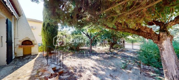 3 bedrooms Villa in Bagnols-sur-Ceze, France No. 195376 6