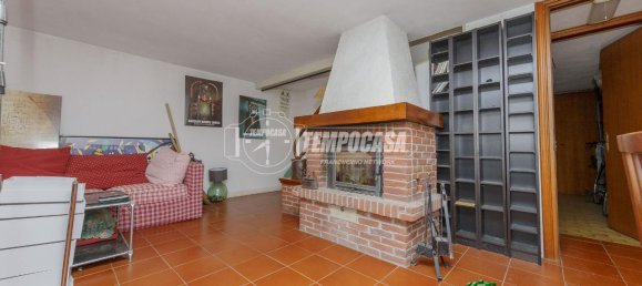 3 rooms House in Gossolengo, Italy No. 26311 28