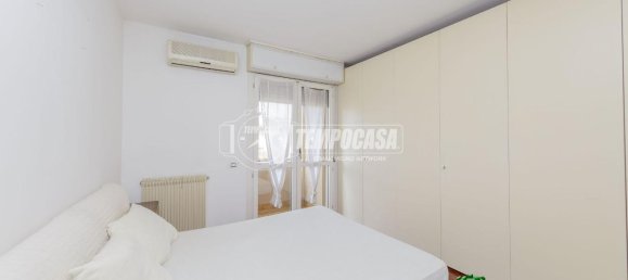 3 rooms House in Gossolengo, Italy No. 26311 9