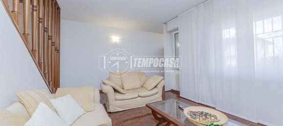 3 rooms House in Gossolengo, Italy No. 26311 2