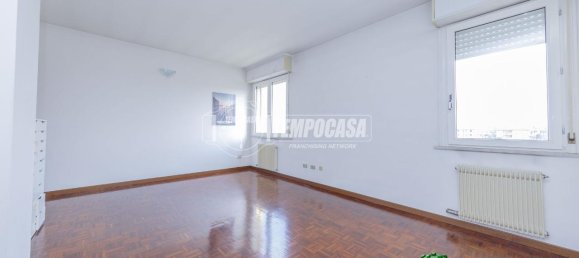 3 rooms House in Gossolengo, Italy No. 26311 20