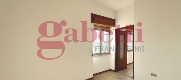 Casa de 3 habitaciónes en Amorosi, Italy No. 67580 4