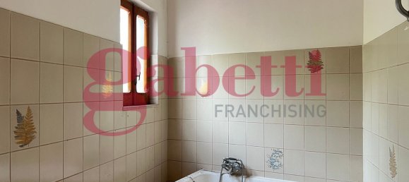 Casa de 3 habitaciónes en Amorosi, Italy No. 67580 18