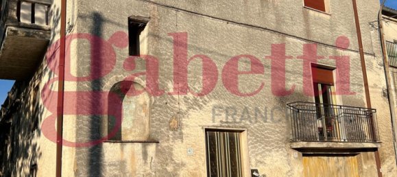 Casa de 3 habitaciónes en Amorosi, Italy No. 67580 20