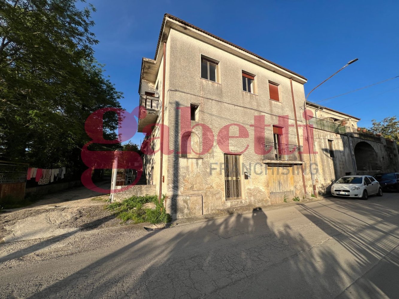 Casa de 3 habitaciónes en Amorosi, Italy No. 67580