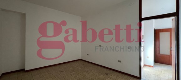 Casa de 3 habitaciónes en Amorosi, Italy No. 67580 5