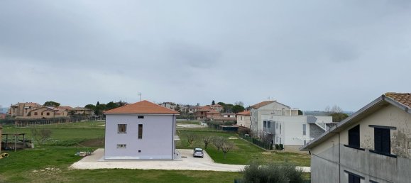 5 rooms Apartment in Appignano, Italy No. 8661 9